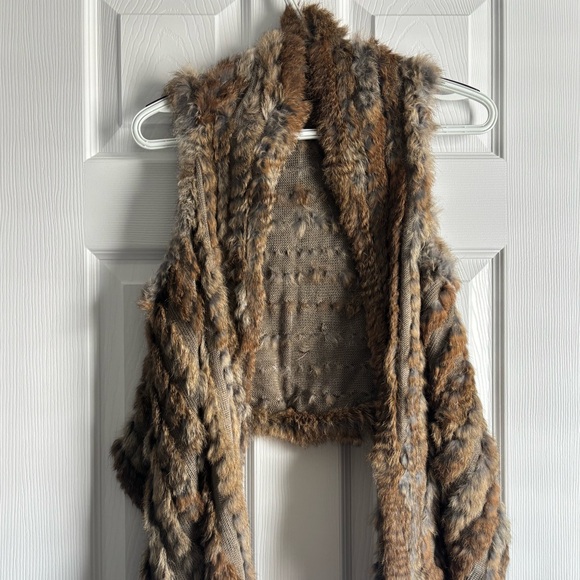 Rudsak Rabbit Fur Vest - Picture 2 of 9